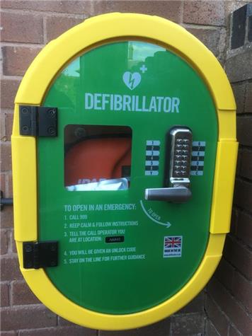  - Defibrillator